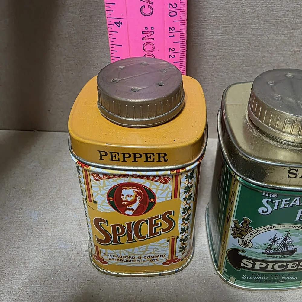 Vtg Tin Spice Salt Pepper Shaker Set #168